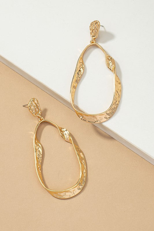 *Statement Hammered Twist Metal Earrings