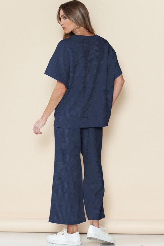 *Textured T-Shirt and Drawstring Pants Set