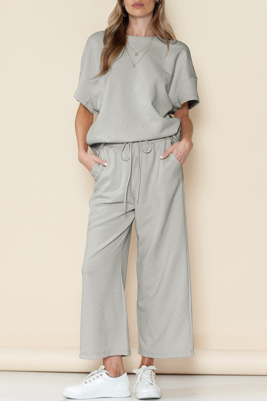 *Textured T-Shirt and Drawstring Pants Set