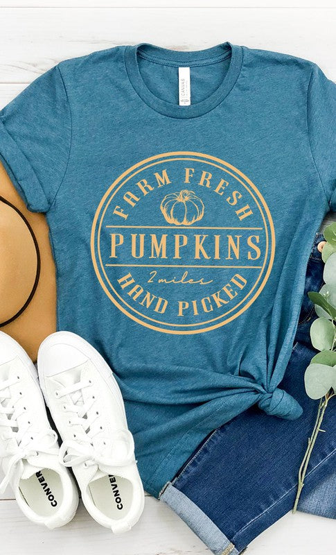 *Farm Fresh Pumpkins Circle Graphic Tee