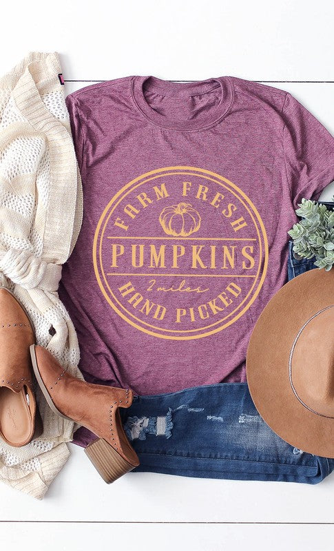 *Farm Fresh Pumpkins Circle PLUS Graphic Tee